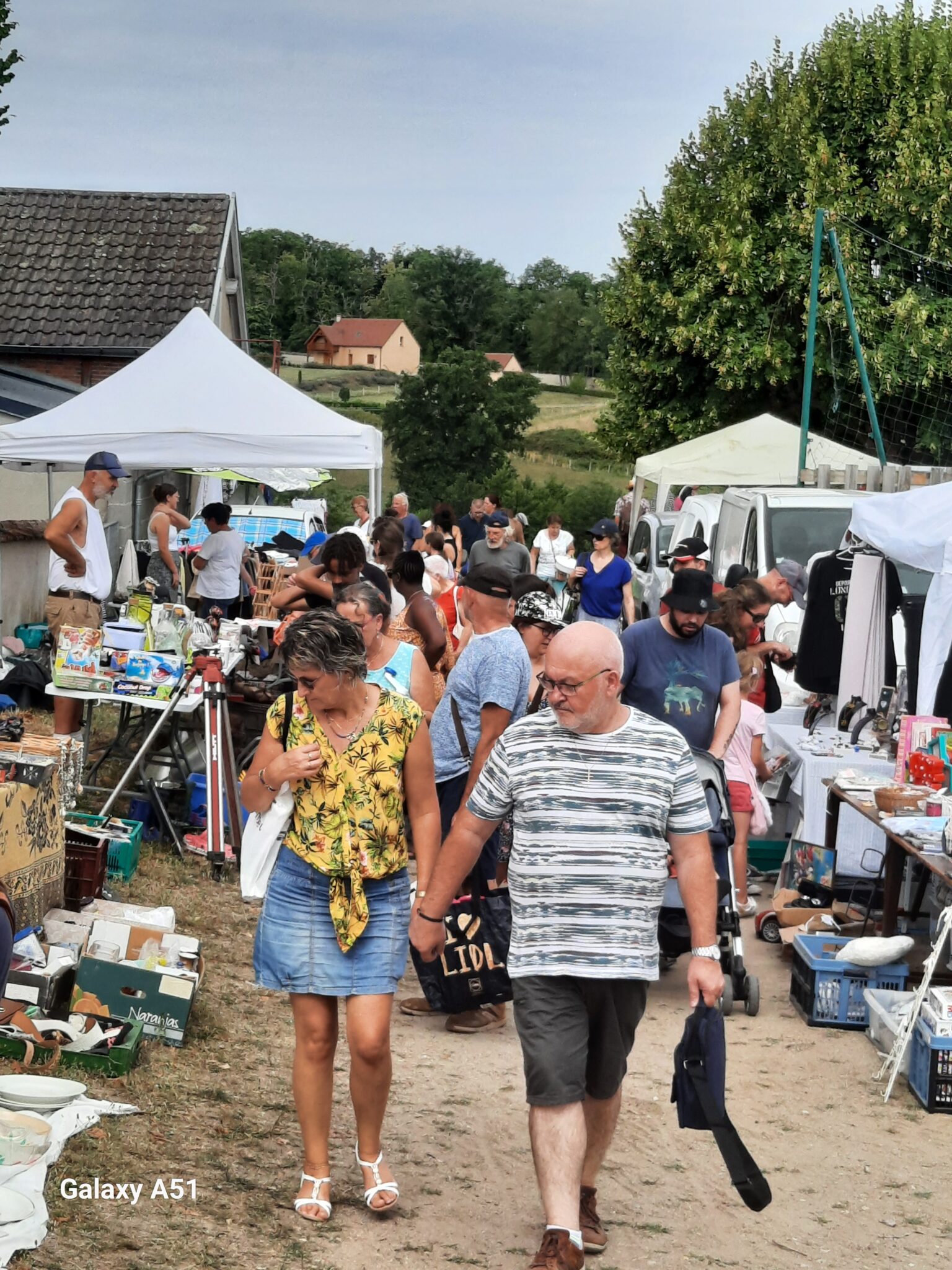 Une Brocante G Ante F Tes Et Animations Saint Pour Ain Sur Sioule